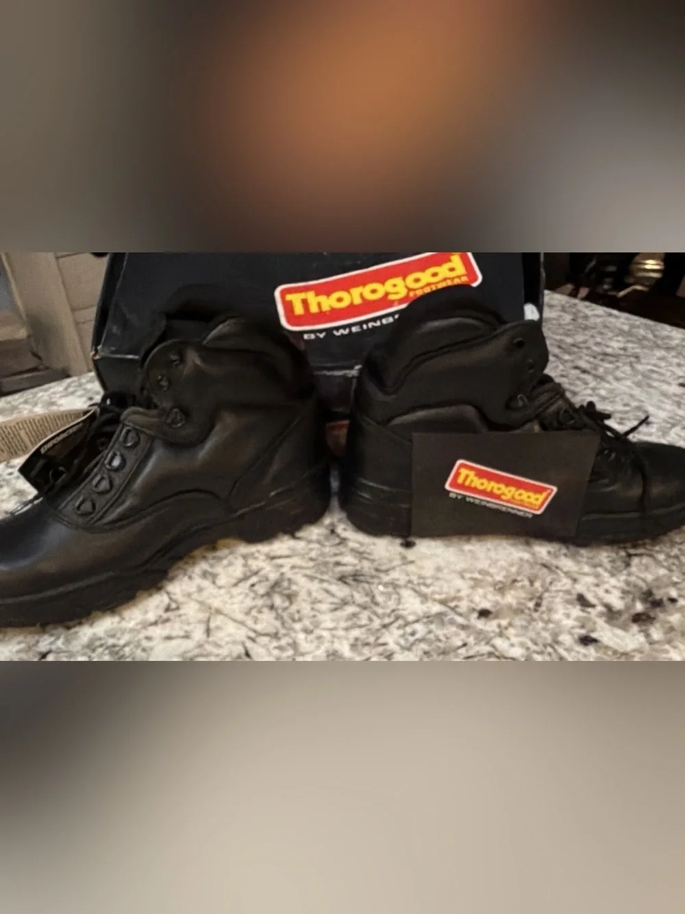 Thorogood Men's Black Leather Work Boots with Vibram Sole Size 9 NWT